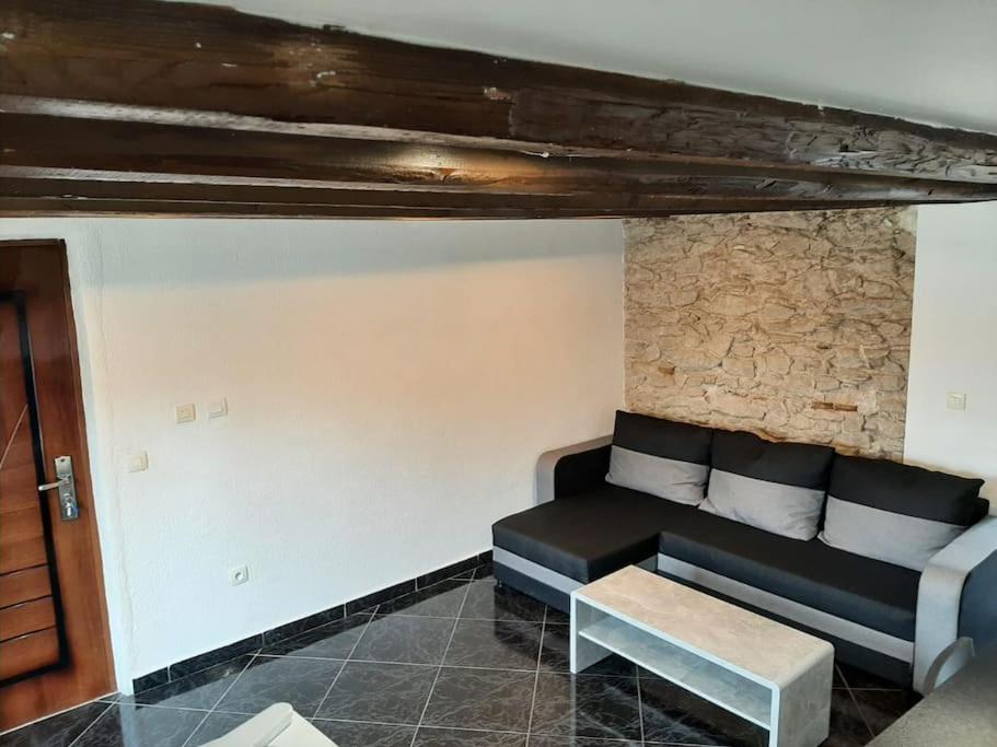 T3 Hyper-Centre Au Calme Tout Equipe Parking Prive Apartment Кастр Екстериор снимка